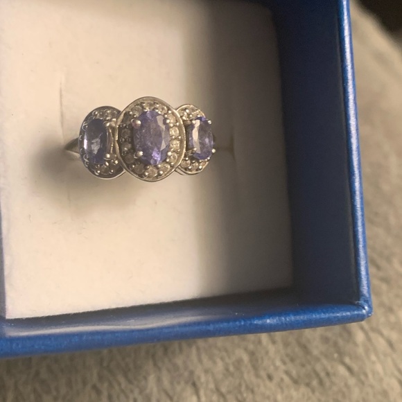 Trilogy genuine oval cut tanzanite ring 1 ctw - Picture 3 of 7